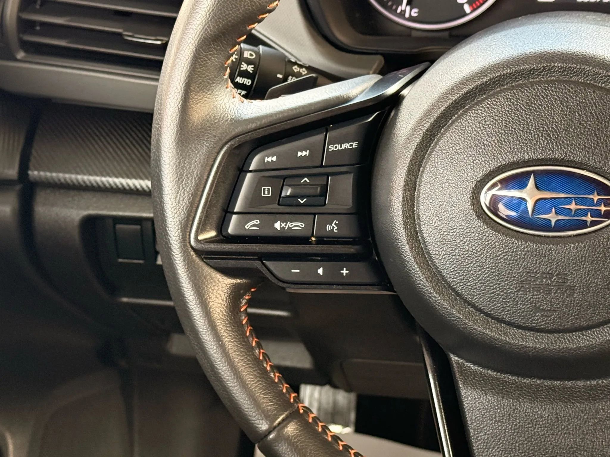 Used 2024 Subaru Crosstrek 2.5i Limited w/ Popular Package #3A image 34