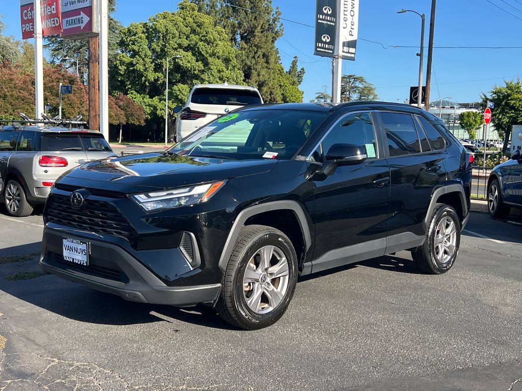 Used 2025 Toyota RAV4 XLE FWD image 2