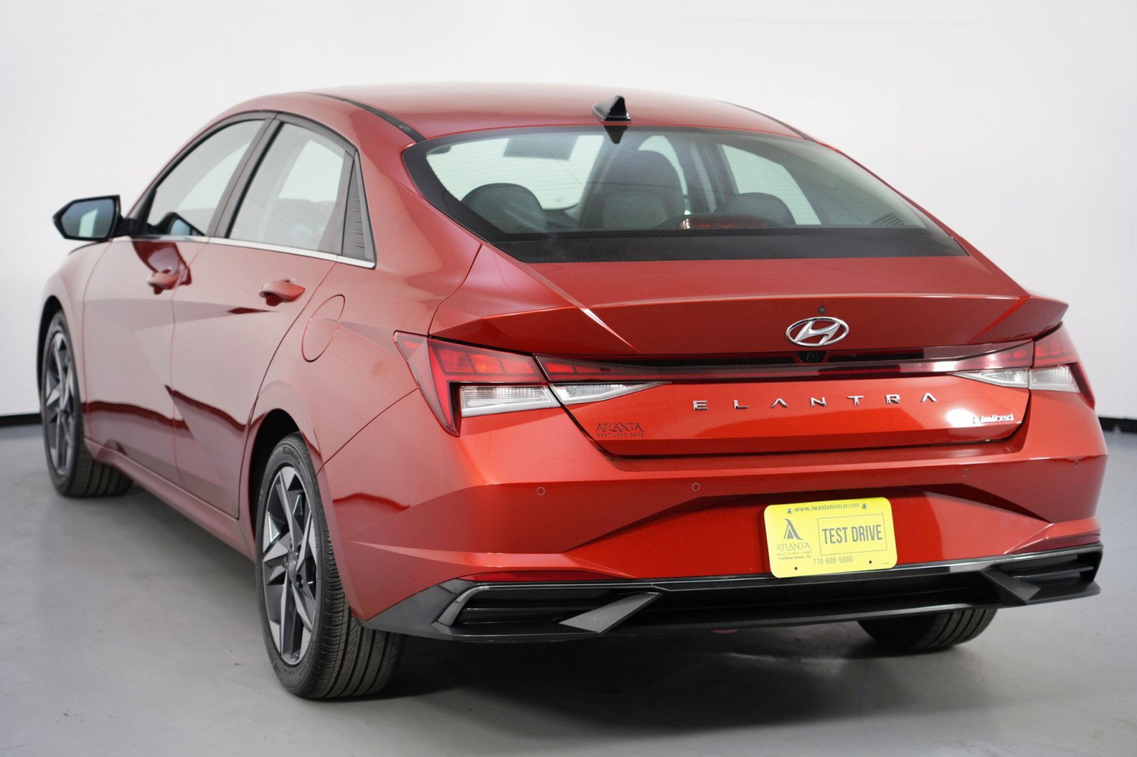 Used 2021 Hyundai Elantra Limited w/ Cargo Package image 49
