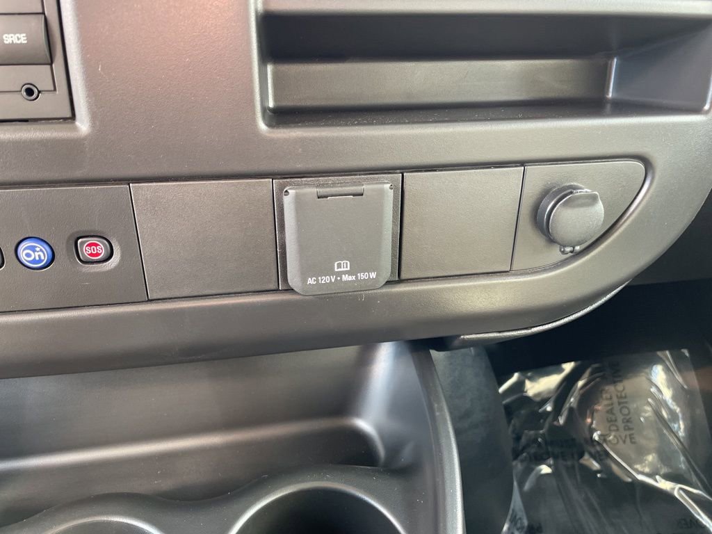 New 2025 Chevrolet Express 2500 Work Van image 15