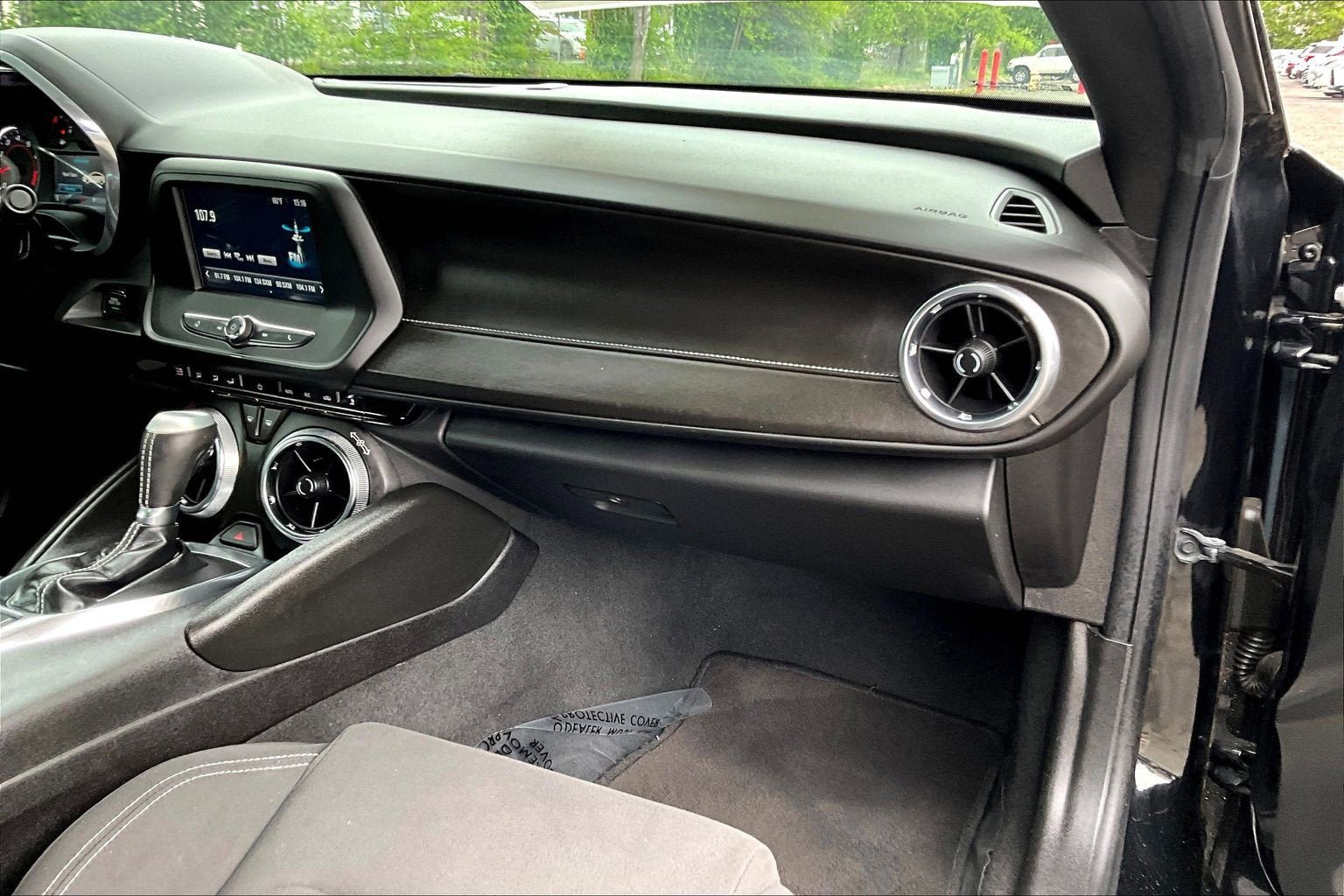 Used 2018 Chevrolet Camaro LT RWD image 14