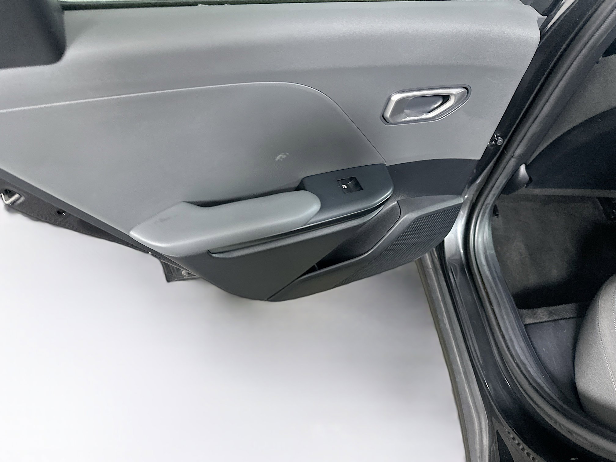 Used 2025 Kia K4 LXS image 25