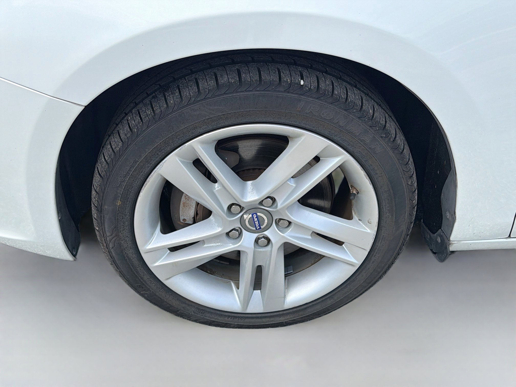 Used 2014 Volvo S60 T5 FWD image 36