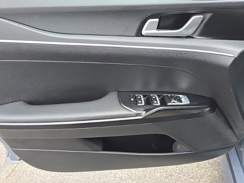 Used 2023 Kia K5 LXS image 20