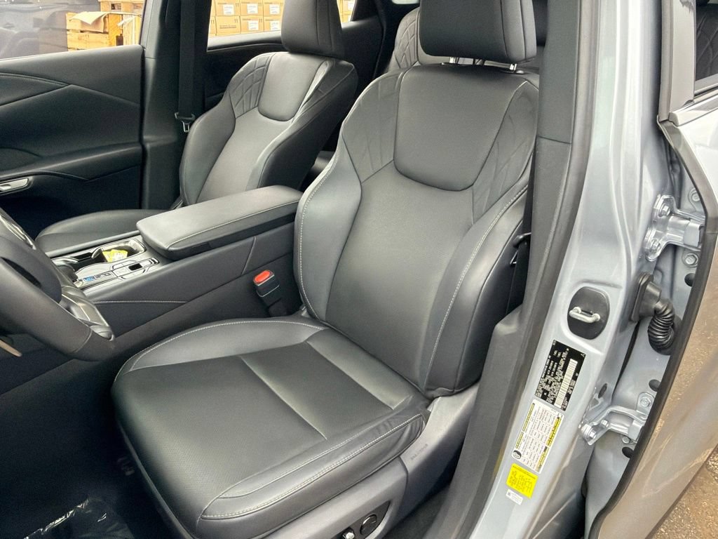 Used 2024 Lexus RX 350 Premium w/ Accessory Package (Z1) AWD/4WD image 20