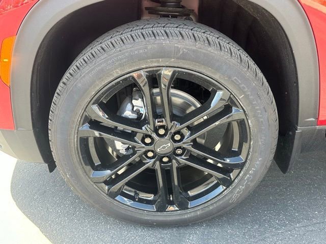 New 2026 Chevrolet Traverse LT w/ LPO, Floor Liner Package AWD/4WD image 31