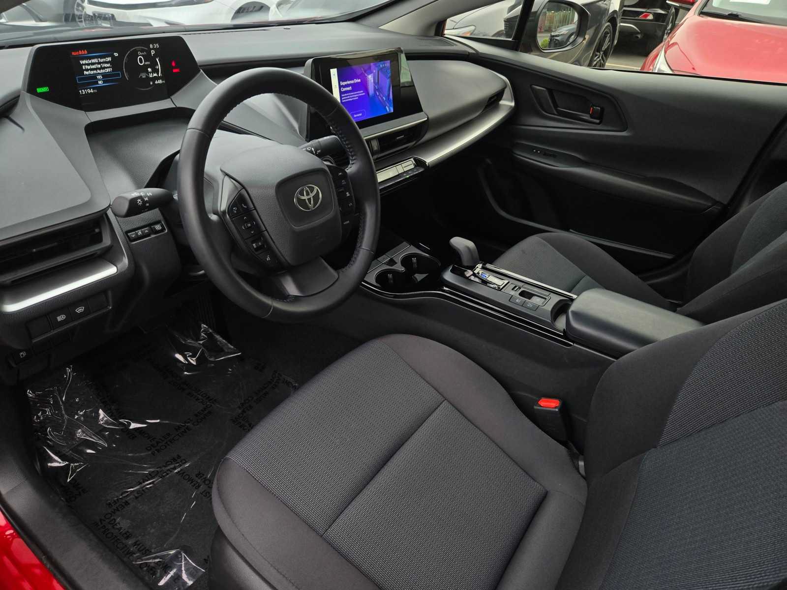 Certified 2025 Toyota Prius LE FWD image 8