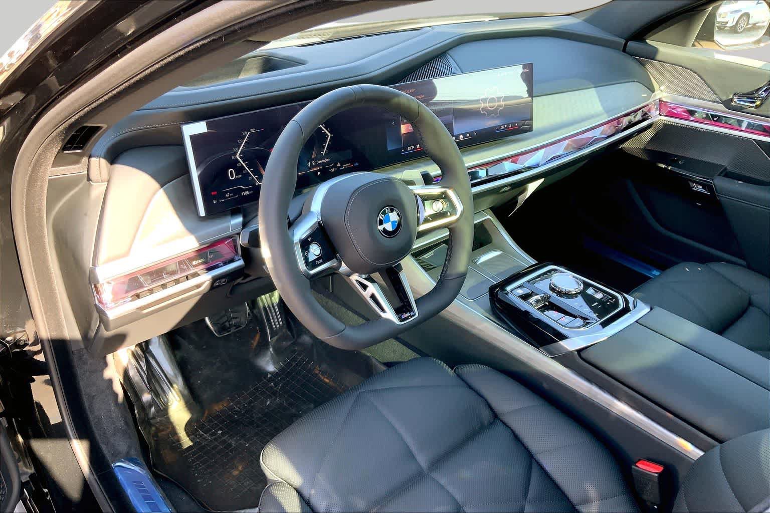 New 2026 BMW 740i xDrive AWD/4WD image 8