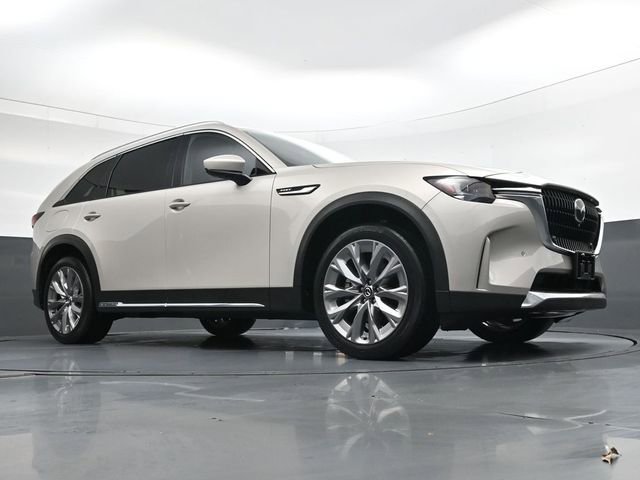 Used 2024 MAZDA CX-90 Plug-In Hybrid w/ Premium Plus image 28