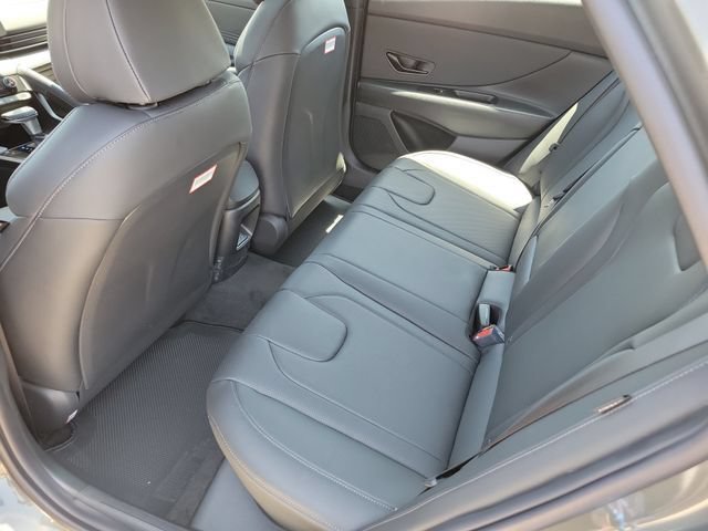 New 2026 Hyundai Elantra SEL Sport FWD image 26