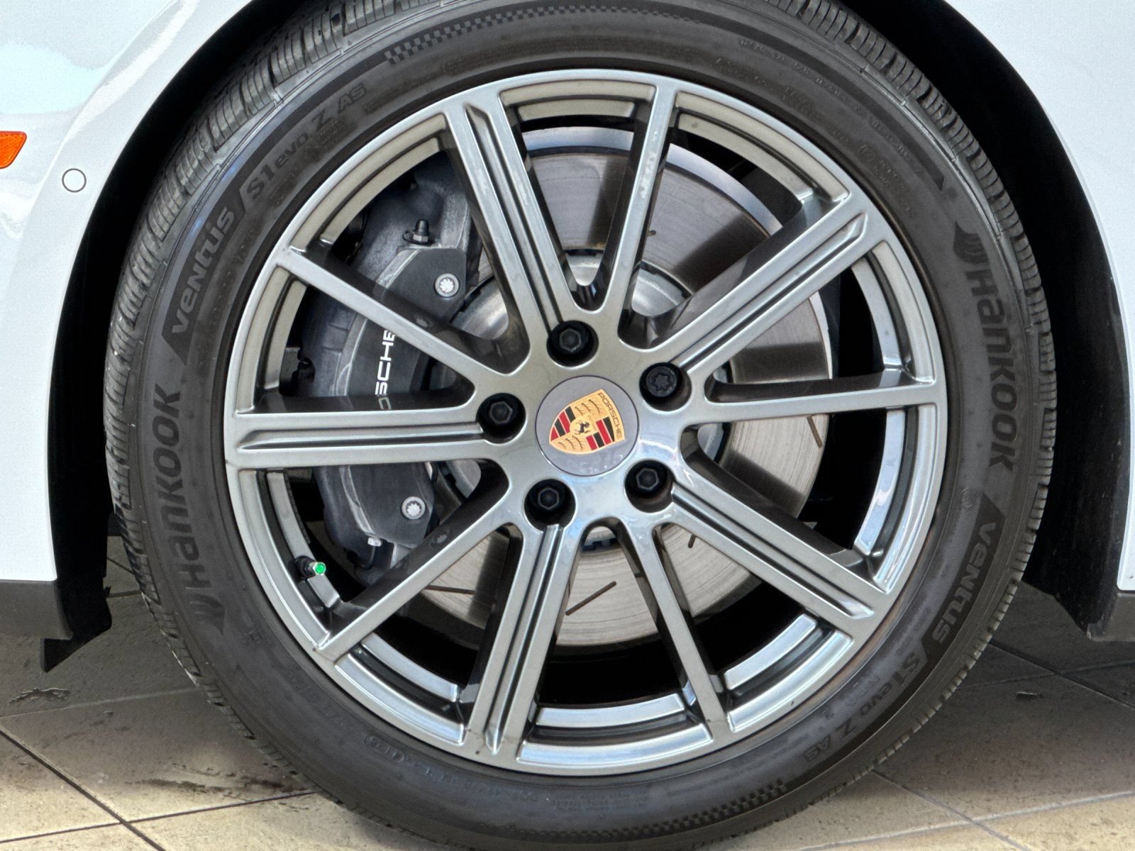 Used 2026 Porsche Panamera 4 E-Hybrid AWD/4WD image 27