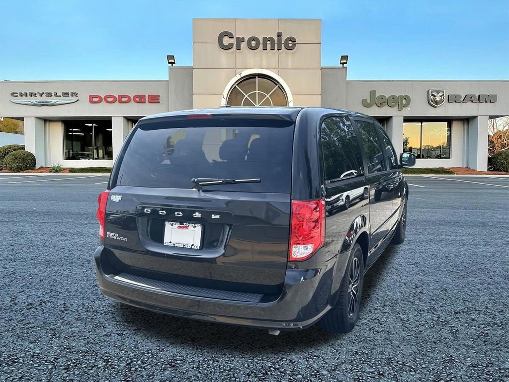 Used 2016 Dodge Grand Caravan SE FWD image 3