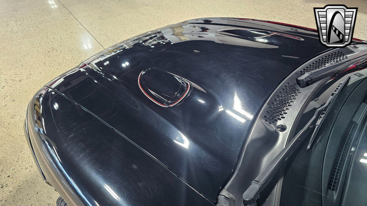 Used 1996 Ford Mustang Cobra image 10