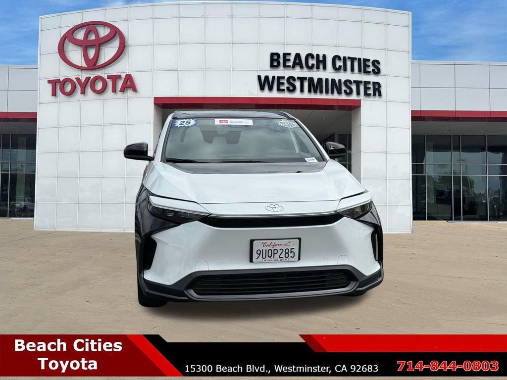 Certified 2025 Toyota bZ4X FWD image 3