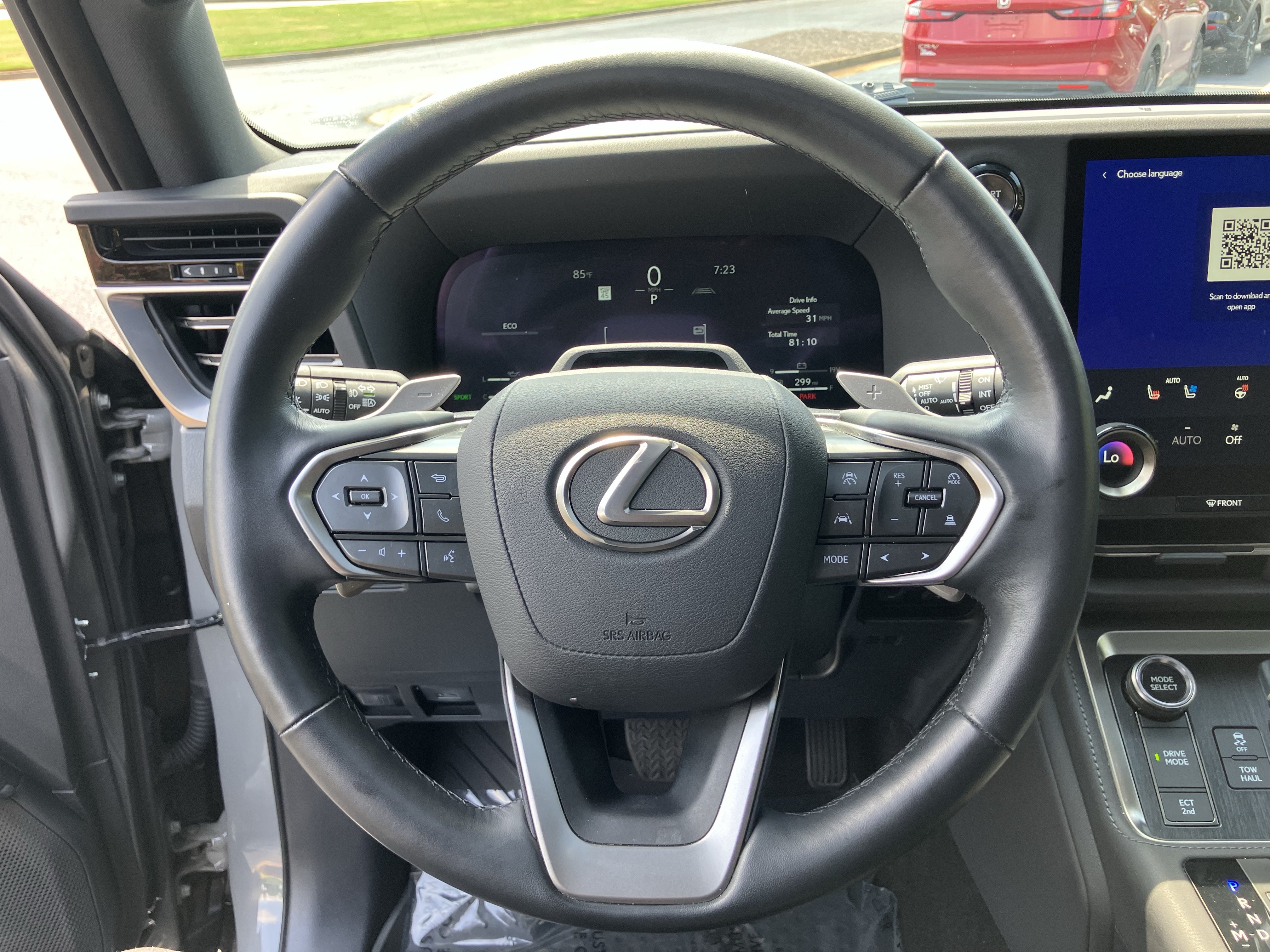 Used 2025 Lexus GX 550 w/ Accessory Package (2T) AWD/4WD image 20
