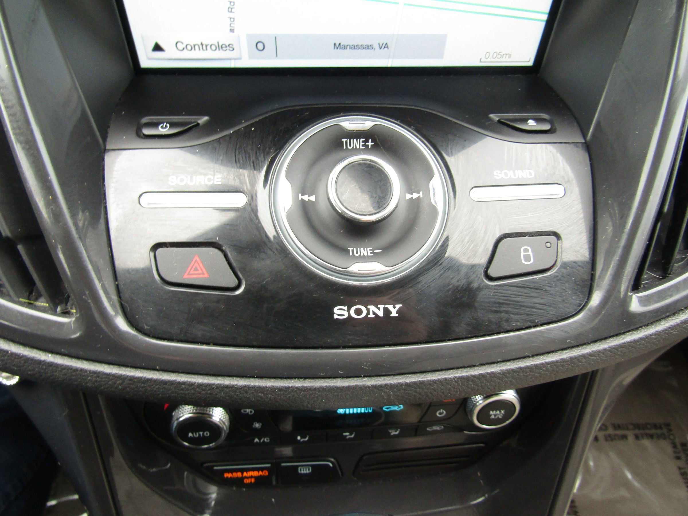 Used 2016 Ford Escape Titanium image 37