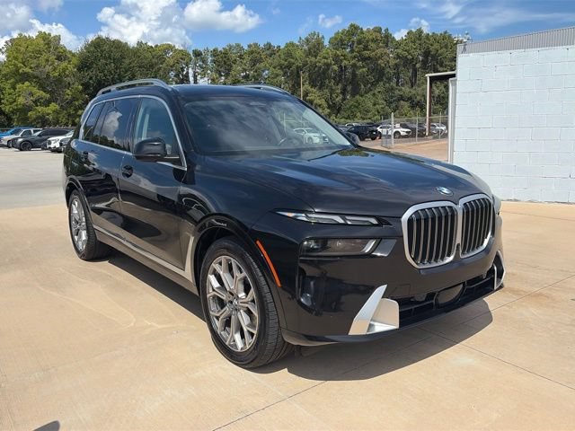 Used 2025 BMW X7 xDrive40i AWD/4WD image 5