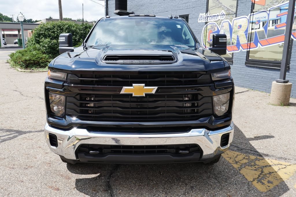 New 2026 Chevrolet Silverado 3500 W/T AWD/4WD image 2