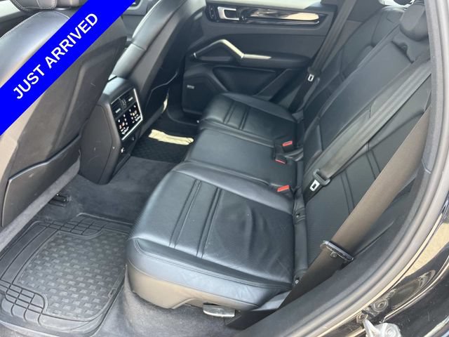 Used 2020 Porsche Cayenne S AWD/4WD image 19