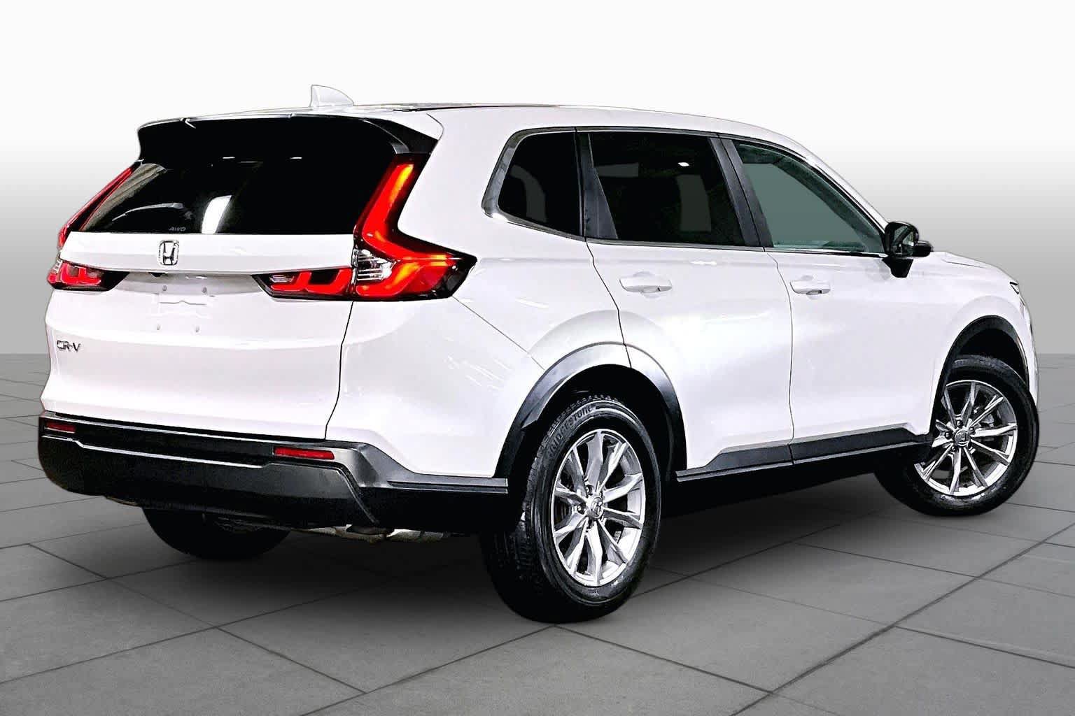 Used 2023 Honda CR-V EX image 13