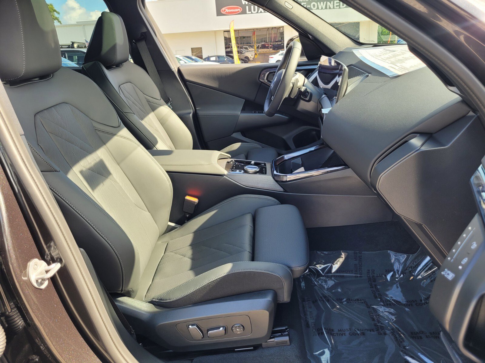 New 2025 BMW X3 xDrive30i w/ Premium Package image 17