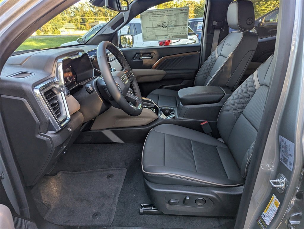 New 2026 GMC Canyon Denali image 10