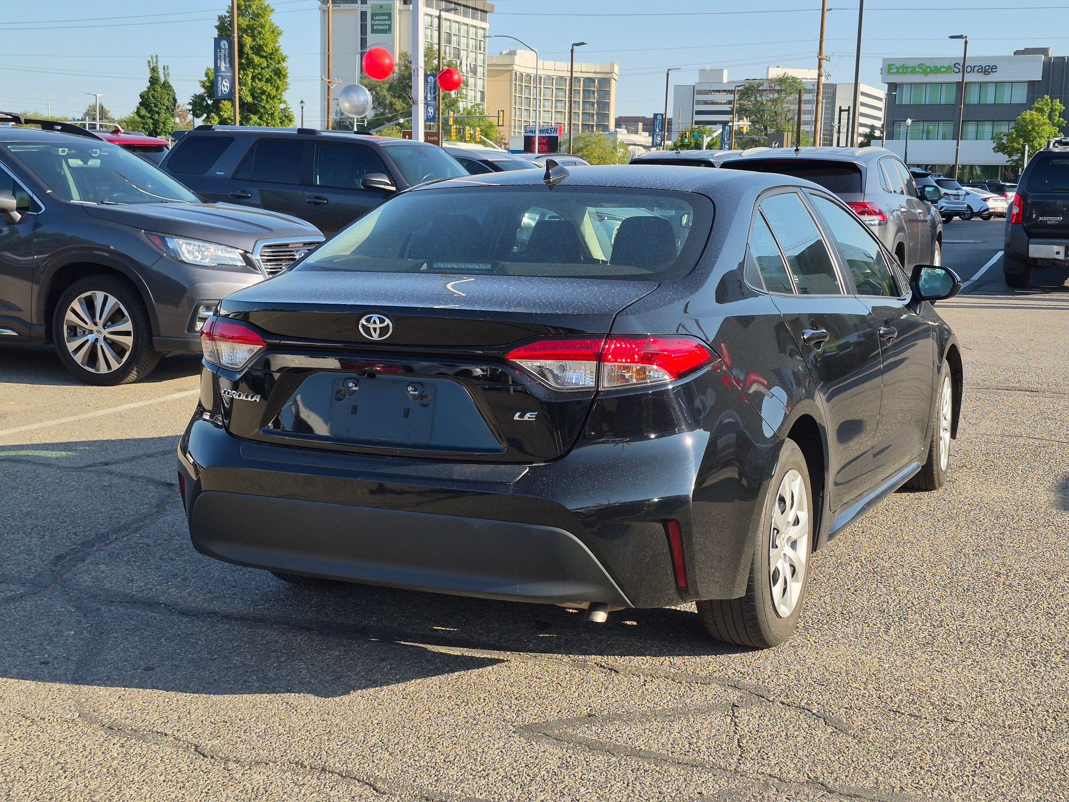 Used 2024 Toyota Corolla LE FWD image 3