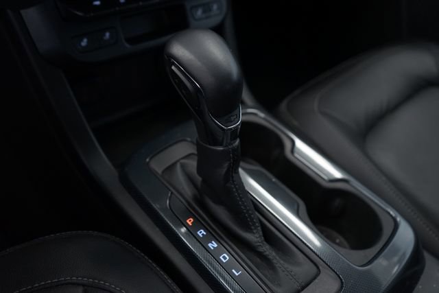 Used 2022 Chevrolet Colorado Z71 w/ Z71 Midnight Edition AWD/4WD image 26