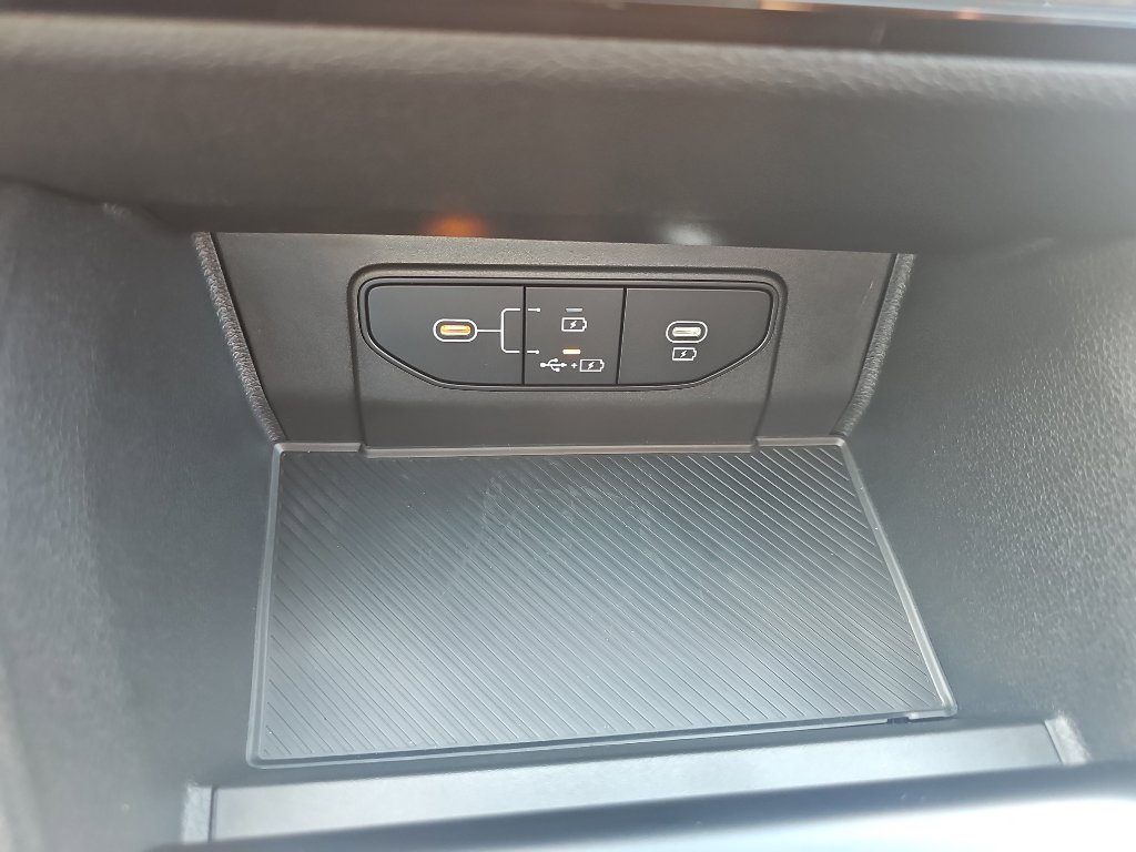 New 2026 Kia Sportage LX image 16