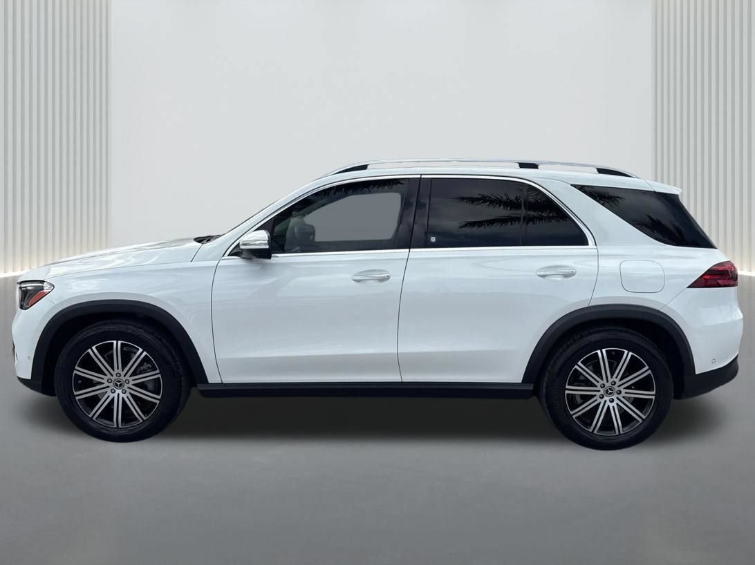 Used 2025 Mercedes-Benz GLE 450e 4MATIC image 8