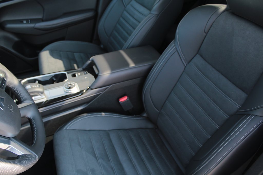 New 2025 Mitsubishi Outlander SE image 5