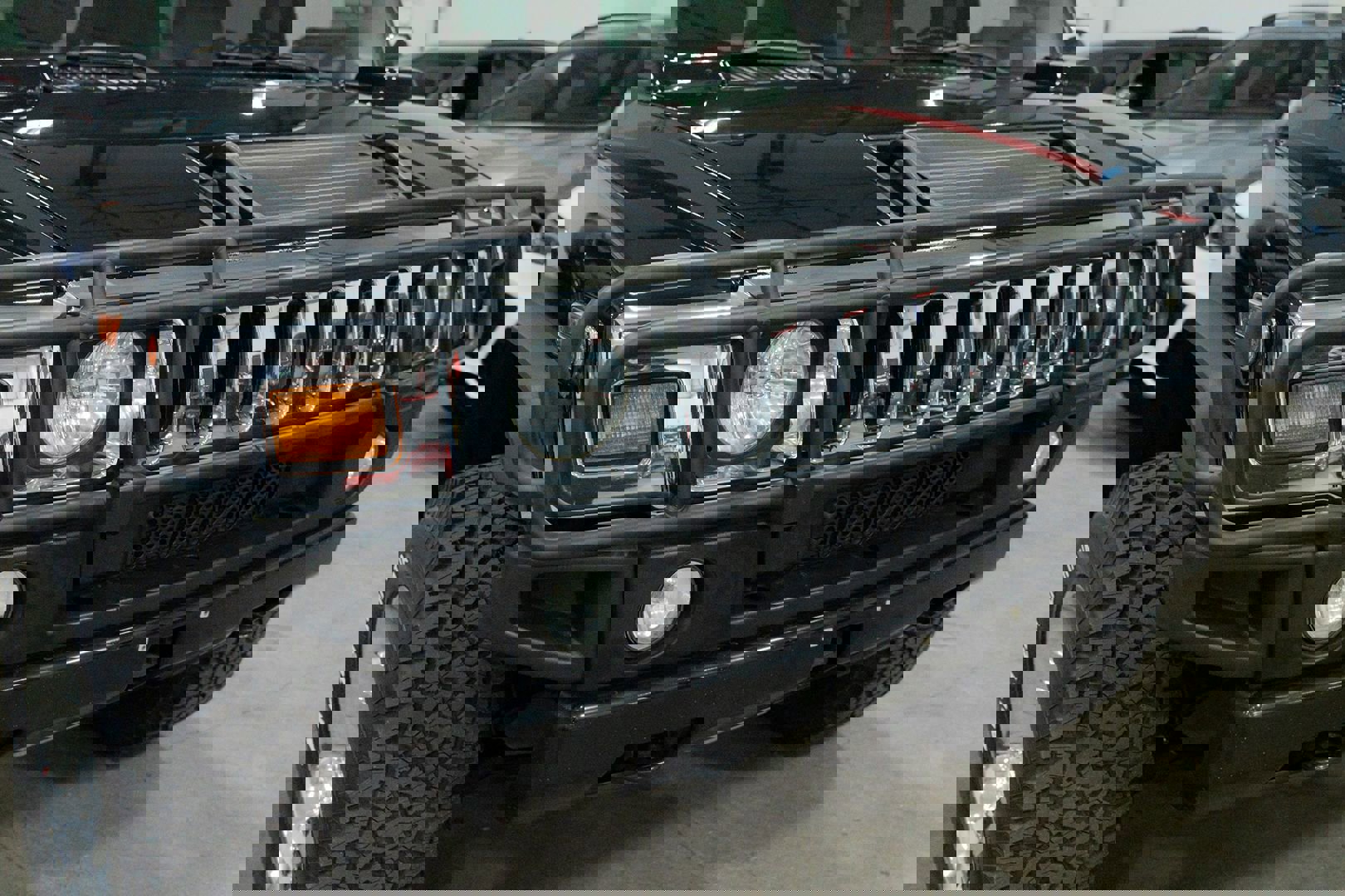 Used 2003 HUMMER H2 w/ Preferred Equipment Group image 12