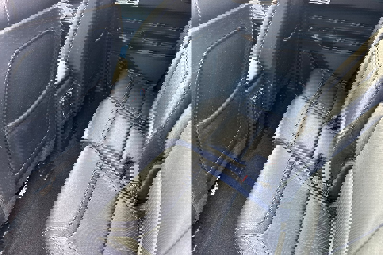 Used 2020 Ford Explorer ST w/ ST High-Performance Pack image 13