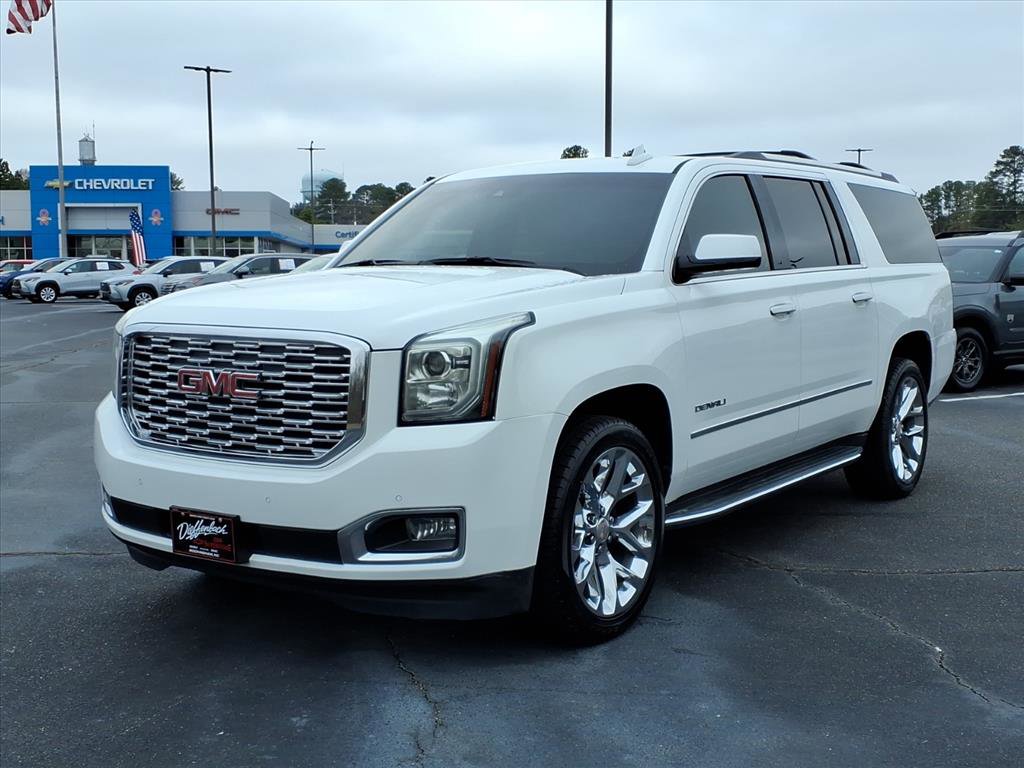 Used 2019 GMC Yukon XL Denali image 1