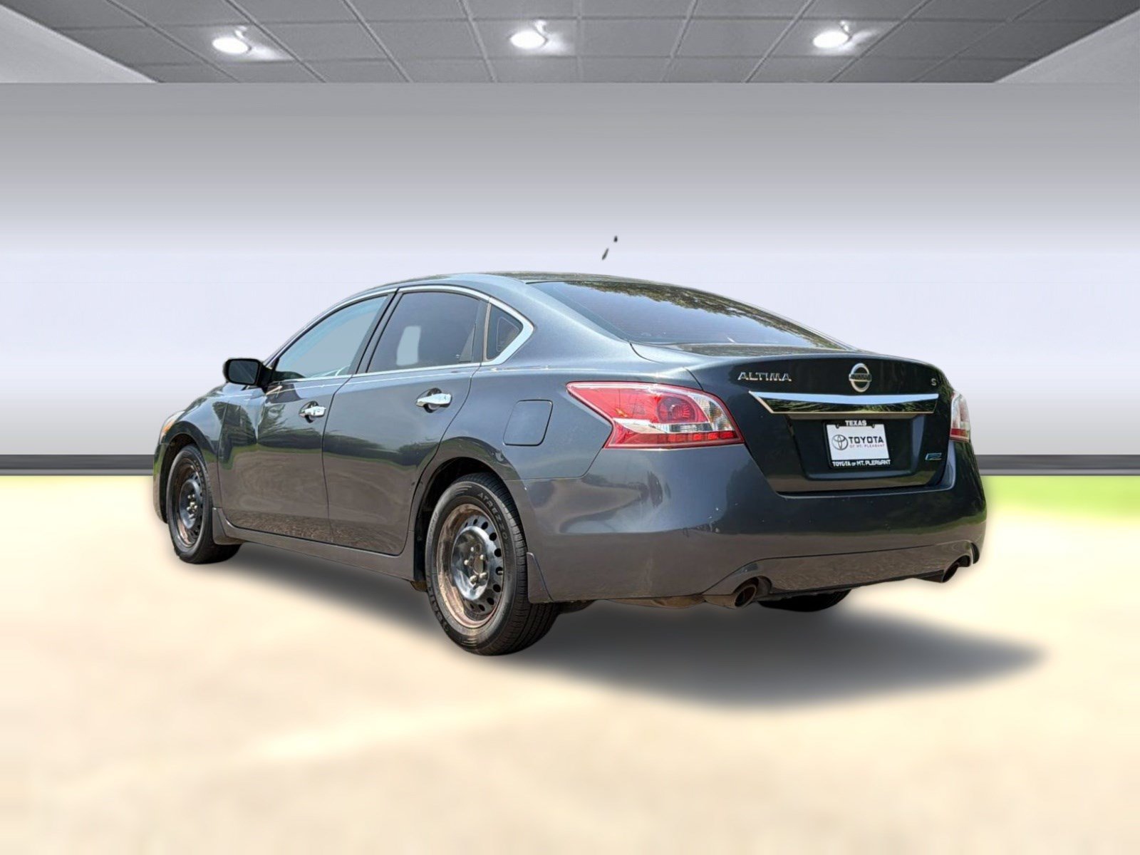 Used 2013 Nissan Altima 2.5 S FWD image 3