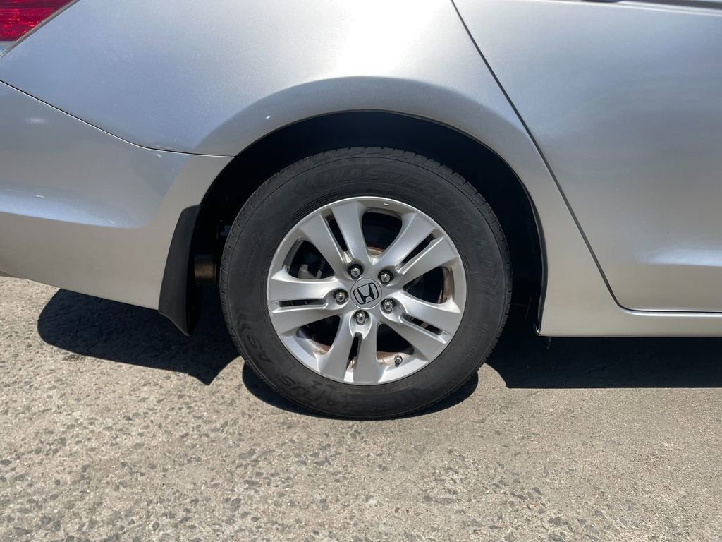 Used 2009 Honda Accord LX-P image 30