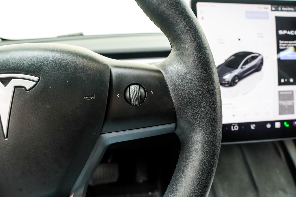 Used 2023 Tesla Model 3 Standard Range RWD image 34