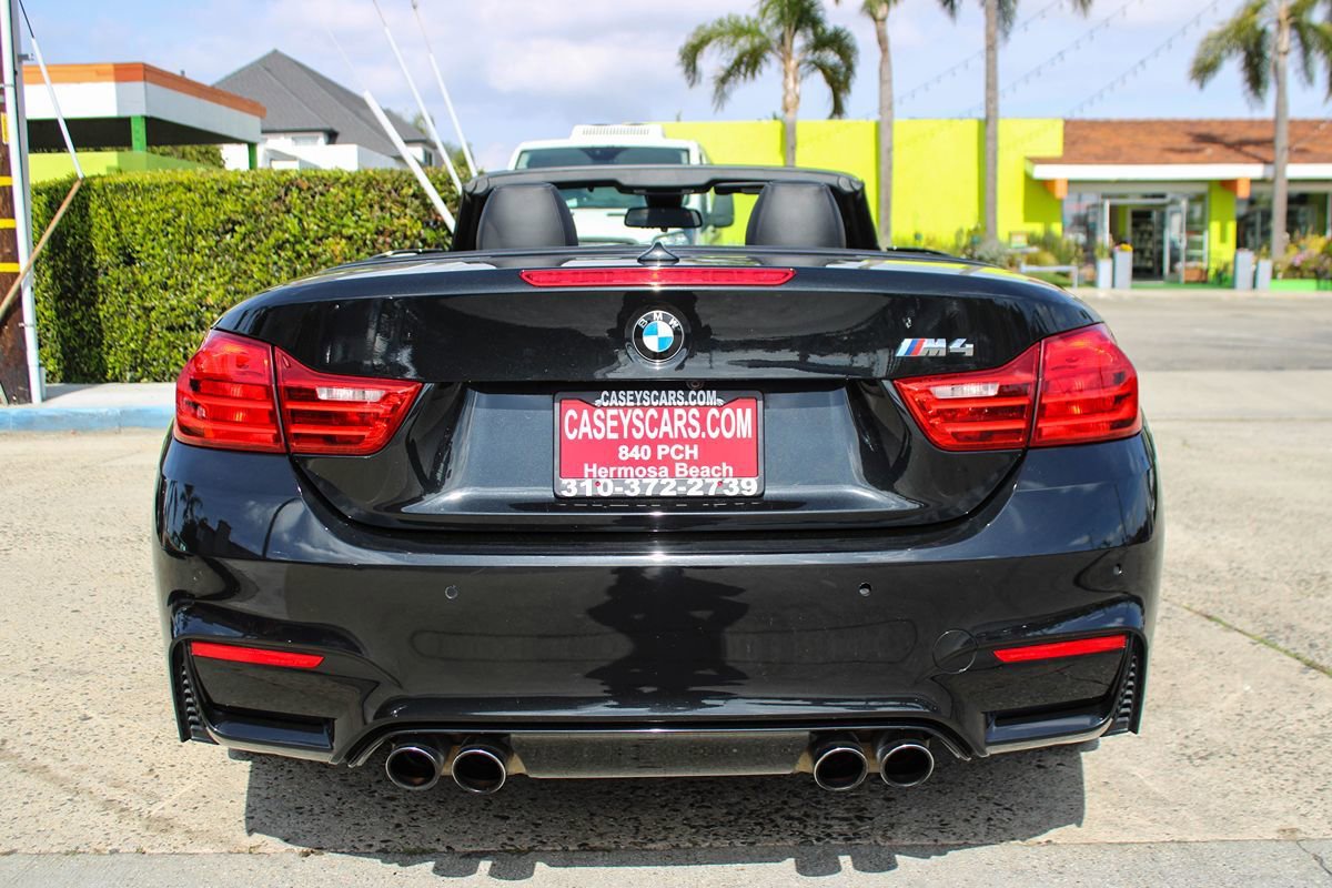 Used 2015 BMW M4 Convertible image 16