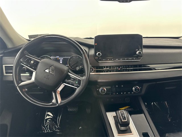 Used 2022 Mitsubishi Outlander SEL image 15