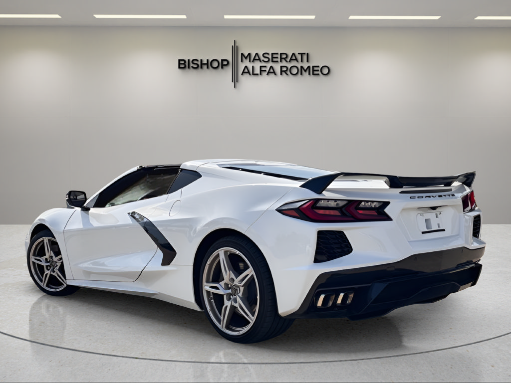 Used 2021 Chevrolet Corvette Stingray Coupe w/ Z51 Performance Package RWD image 4