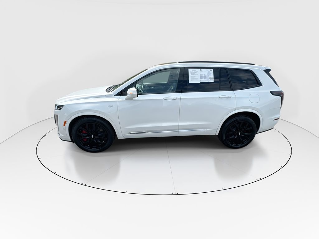 Used 2023 Cadillac XT6 Sport w/ Technology Package image 5