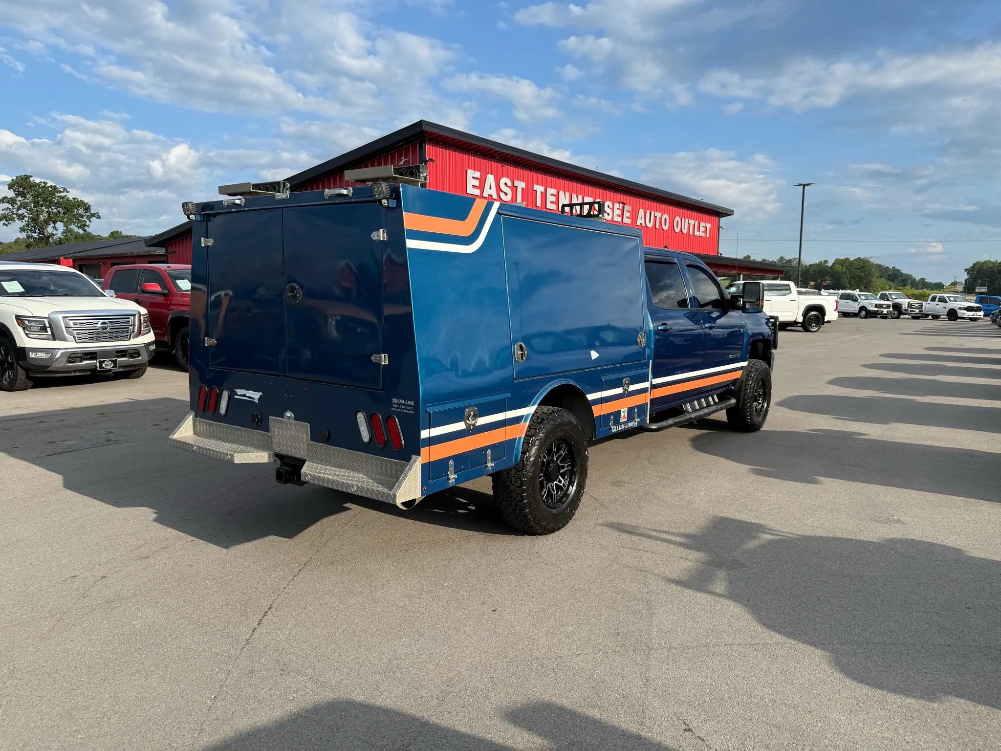 Used 2019 Chevrolet Silverado 2500 LT AWD/4WD image 4