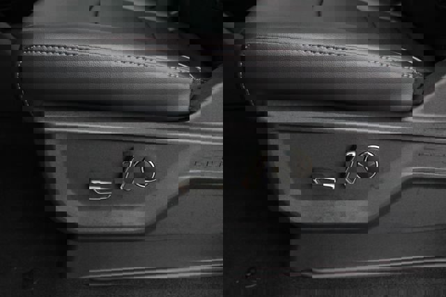 New 2026 Ford F150 Lariat w/ Equipment Group 502A High image 3