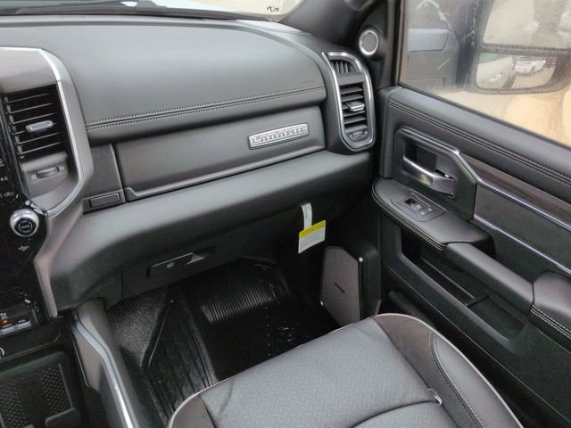 New 2026 RAM 4500 4x4 Crew Cab DRW w/ Laramie Trim Package image 16