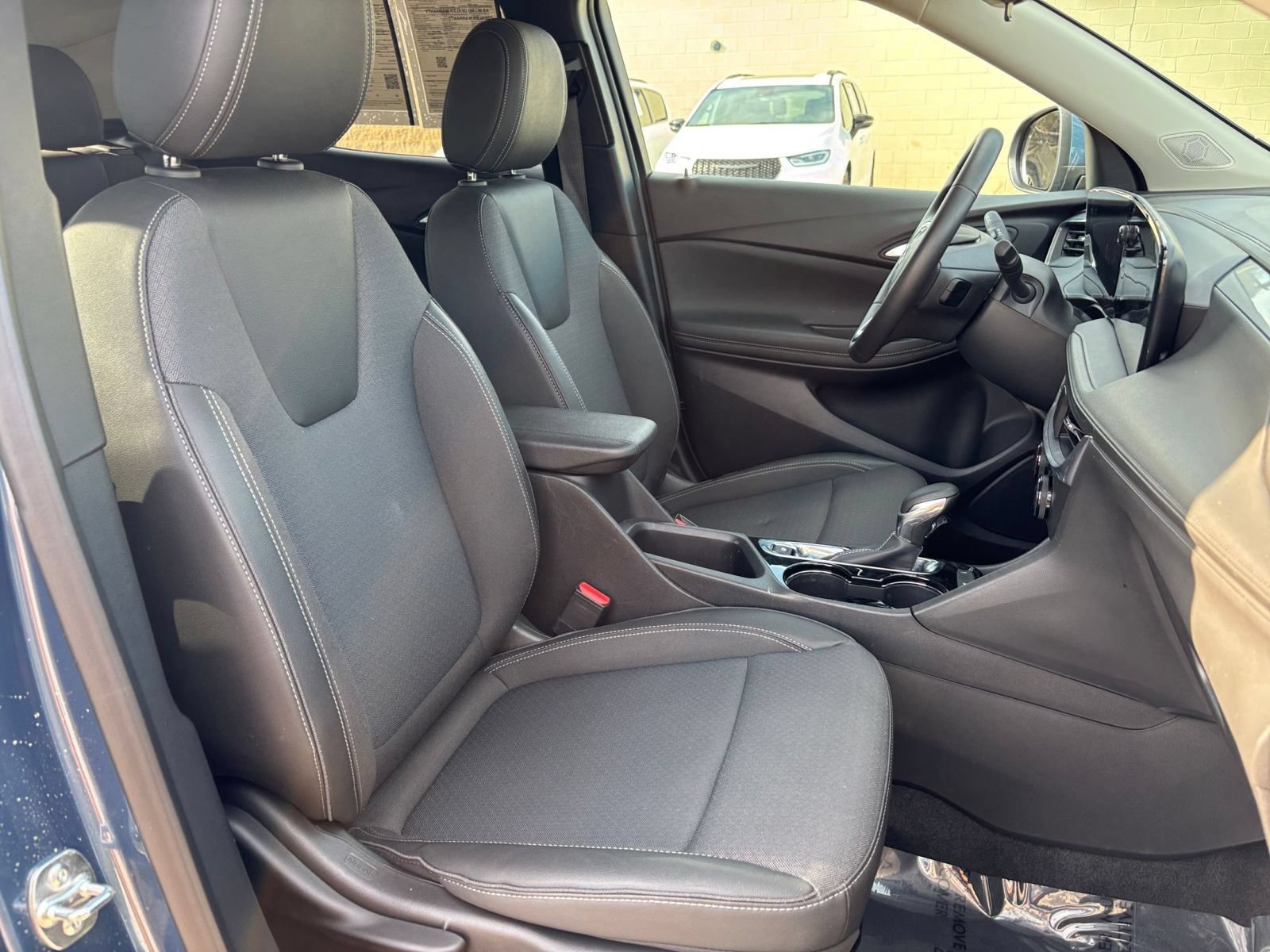Used 2026 Buick Encore GX Preferred FWD image 35