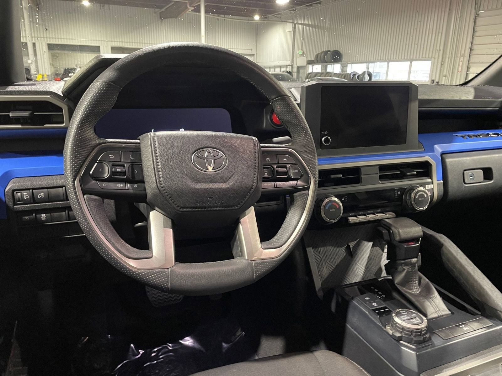 Used 2025 Toyota Tacoma TRD Off-Road image 32