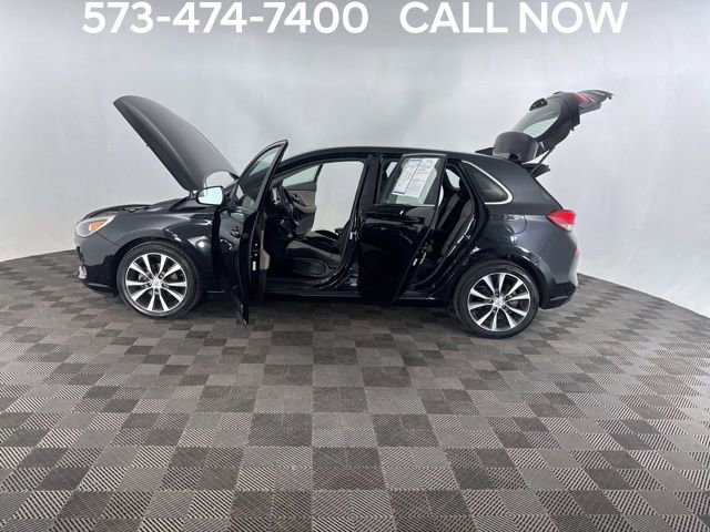 Used 2020 Hyundai Elantra GT image 11