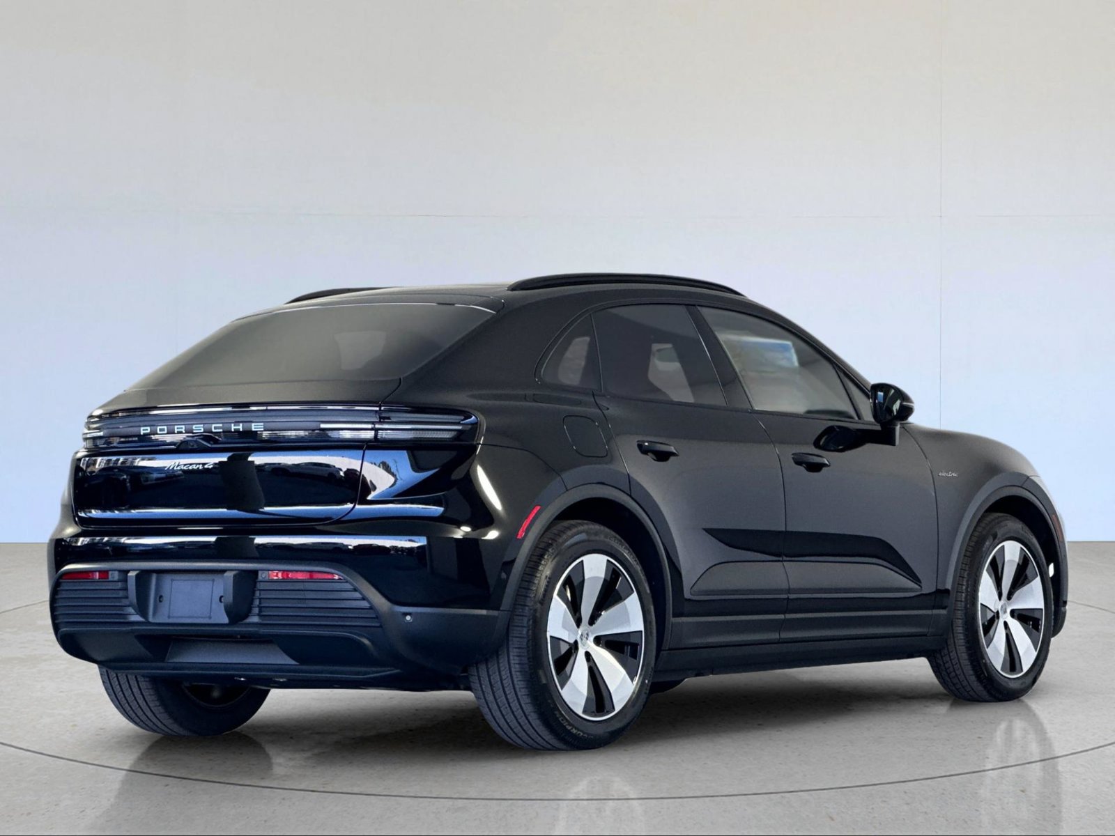 New 2026 Porsche Macan 4 Electric AWD/4WD image 8