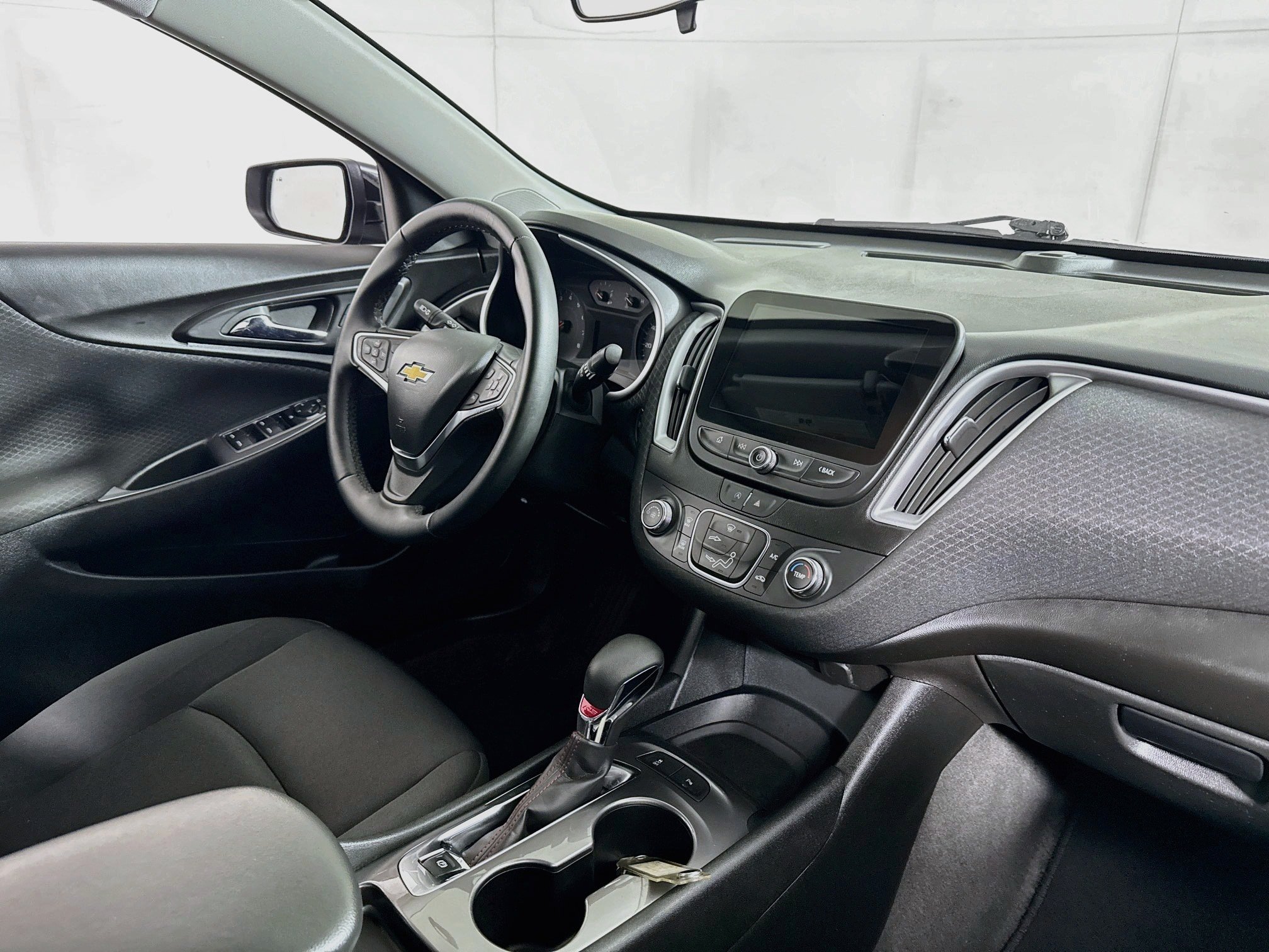 Used 2024 Chevrolet Malibu RS FWD image 27