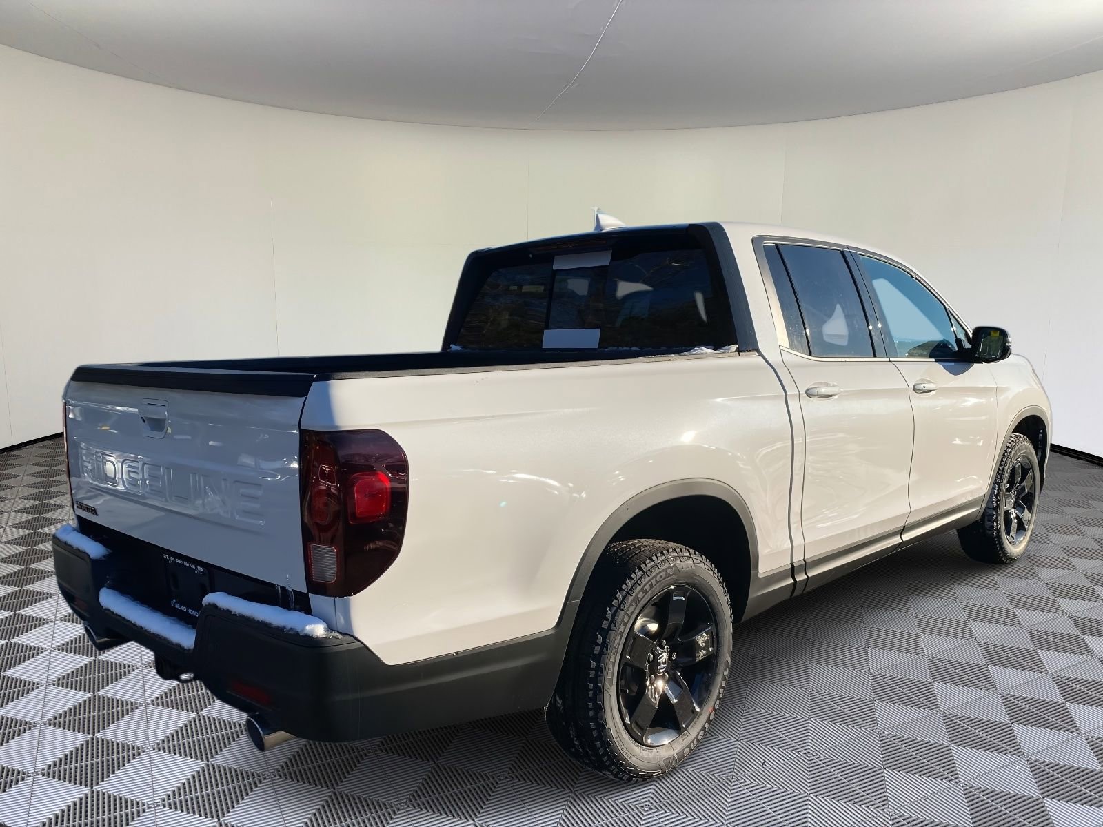 New 2026 Honda Ridgeline Black Edition image 5